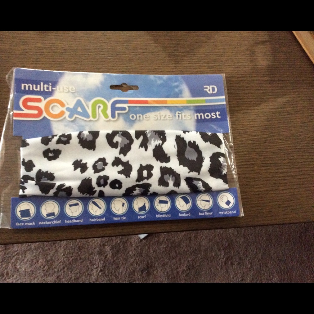 Multi-Use Leopard Print Scarf - image 1